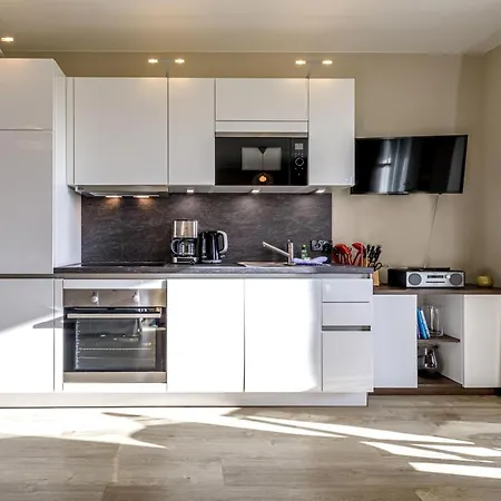 Ferienapartment Kleiner Strandkorb - Ihr Rueckzugsort Zwischen Ostsee Und Bodden *