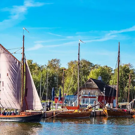 Ferienapartment Kleiner Strandkorb - Ihr Rueckzugsort Zwischen Ostsee Und Bodden Διαμέρισμα